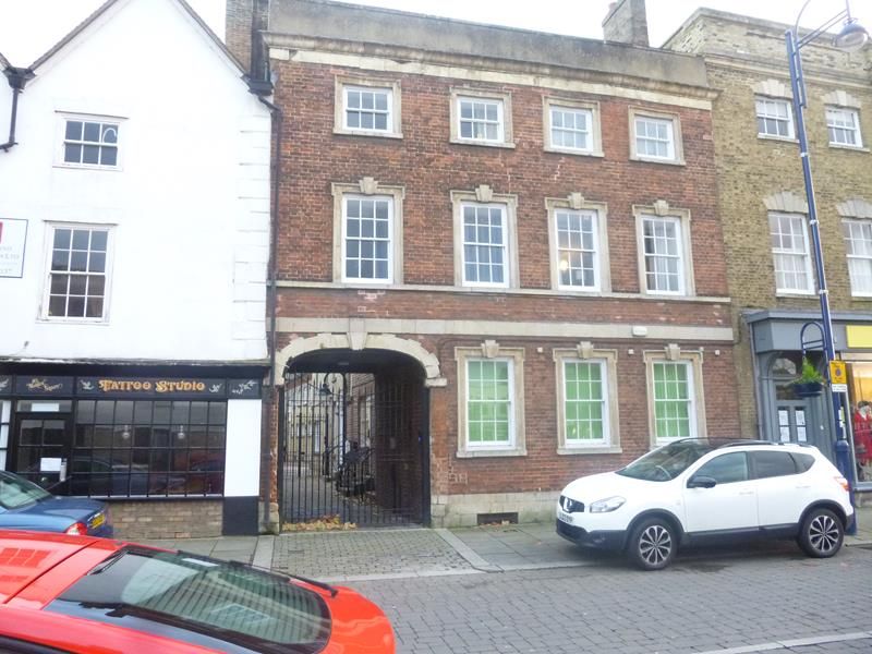 Office to let in 36 Market Square, St. Neots, Cambridgeshire PE19, £13,750 pa