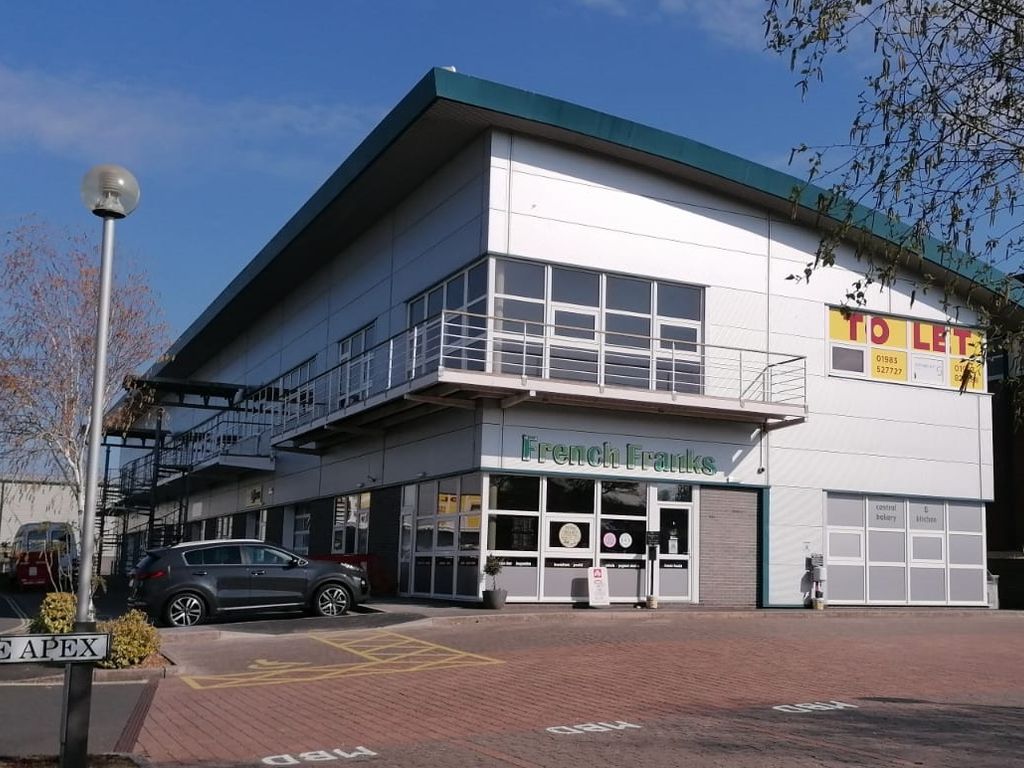 Office to let in St. Cross Business Park, Newport PO30, £8,360 pa