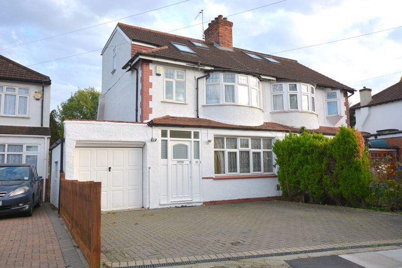 4 bed semi-detached house to rent in Sylvia Avenue, Hatch End, Pinner HA5, £2,350 pcm