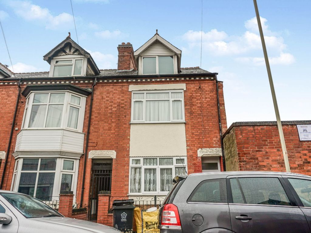 4 bed end terrace house for sale in Haynes Road, Leicester LE5, £375,000