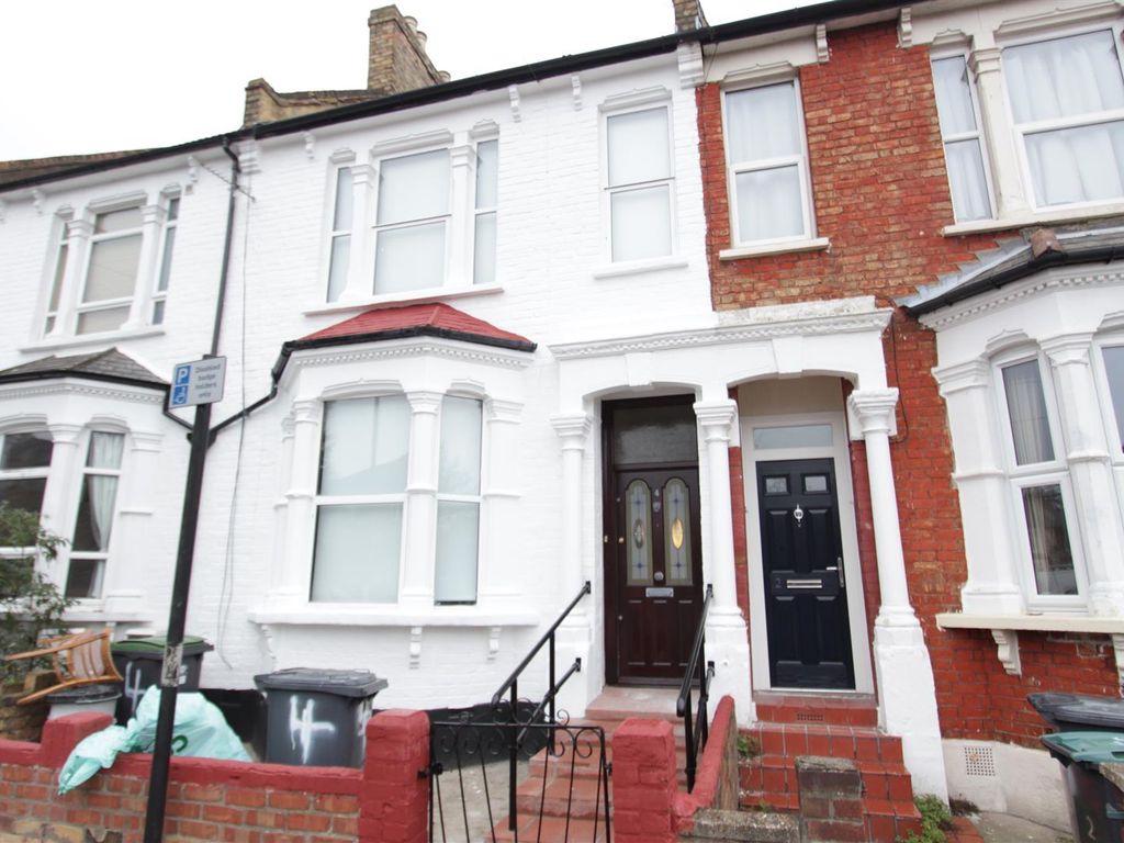 4 bed terraced house to rent in Marquis Road, Wood Green N22, £2,500 pcm