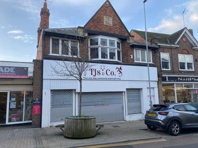 Retail premises to let in 57 High Street, Rushden, Northamptonshire NN10, £25,000 pa