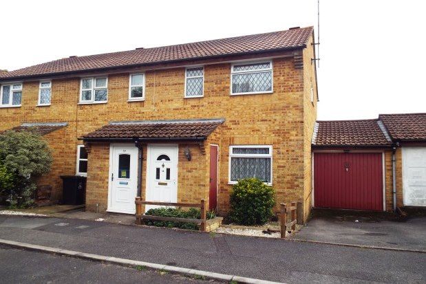 2 bed property to rent in Sydling Close, Poole BH17, £1,250 pcm
