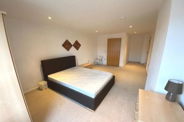 2 bed flat to rent in Gateway South, Leeds LS9, £1,100 pcm