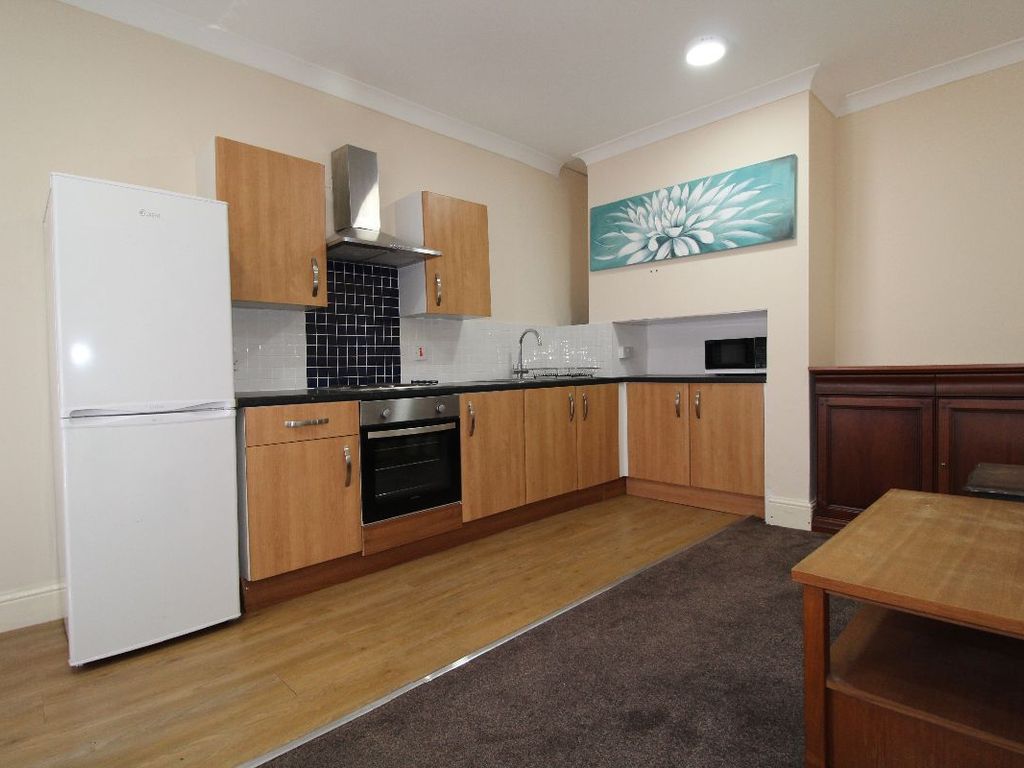 1 bed flat to rent in Plungington Road, Preston, Lancashire PR1, £650 pcm