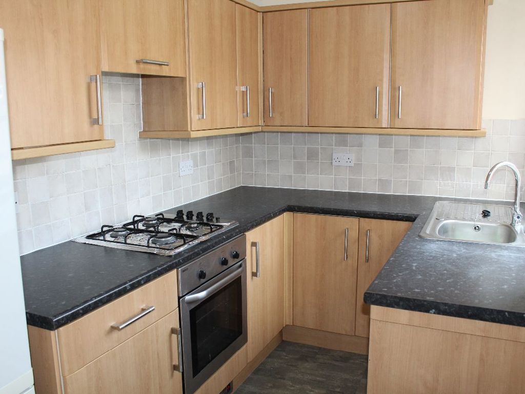 3 bed terraced house to rent in Eldon Street, Ashton-On-Ribble, Preston, Lancashire PR2, £455 pppm