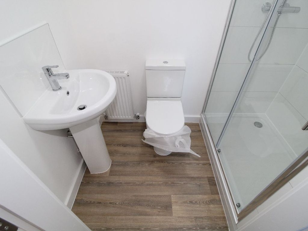 3 bed flat to rent in Gordon Street Flat 4, Preston, Lancashire PR1, £498 pppm