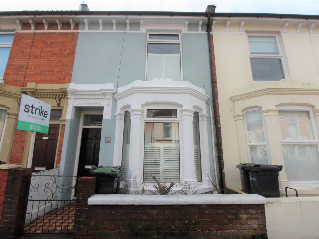 2 bed terraced house to rent in Eastfield Road, Southsea PO4, £1,200 pcm