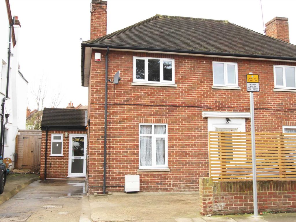 1 bed property to rent in Westbury Road, New Malden KT3, £1,400 pcm