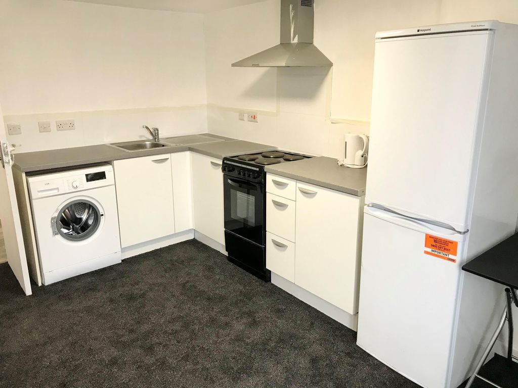 Studio to rent in Stockwell Head, Hinckley LE10, £600 pcm