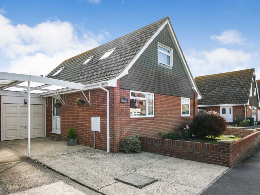 4 bed detached house to rent in Byways, Selsey PO20, £1,595 pcm