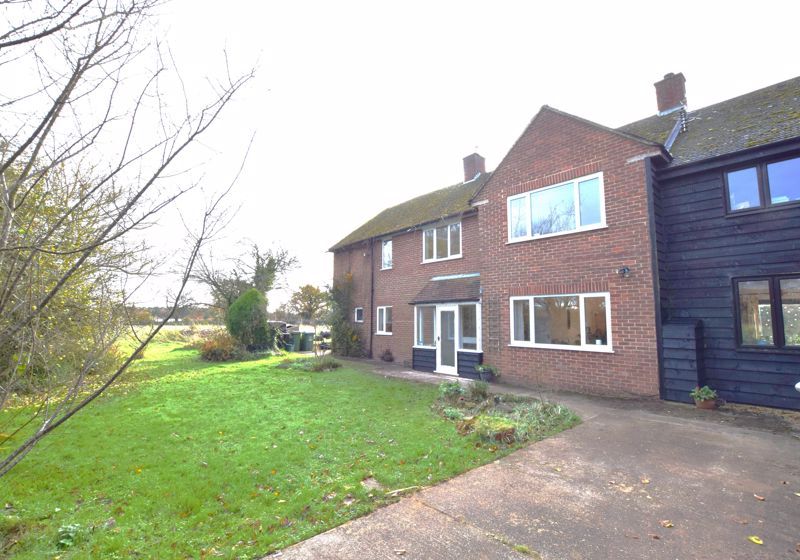 4 bed semi-detached house to rent in Boarstall, Aylesbury HP18, £1,850 pcm