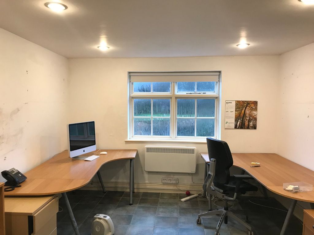 Office to let in Downside Farm, Cobham Park Road, Cobham, Surrey KT11, £17,500 pa