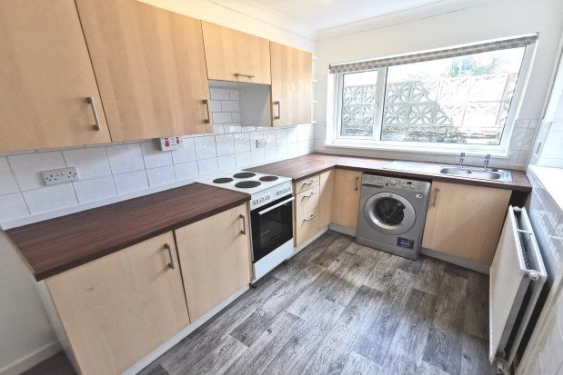 3 bed terraced house to rent in Courtney Street, Swansea SA5, £800 pcm