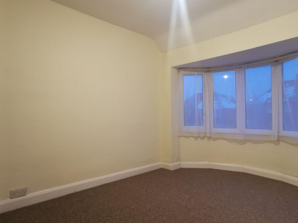 3 bed property to rent in Herondale Road, Yardley, Birmingham B26, £1,000 pcm