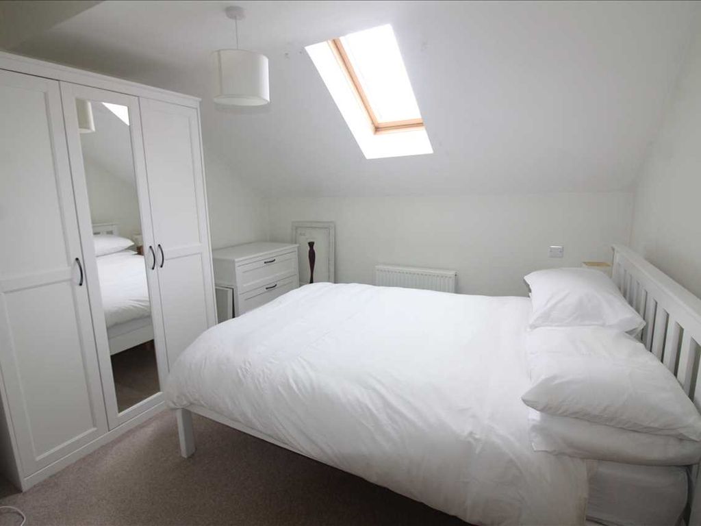 2 bed flat for sale in Mccorquodale Road, Wolverton, Milton Keynes MK12, £175,000