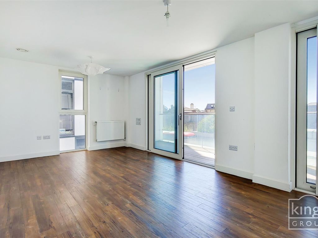 1 bed flat for sale in Joplin House, Roseberry Place, London E8, £350,000