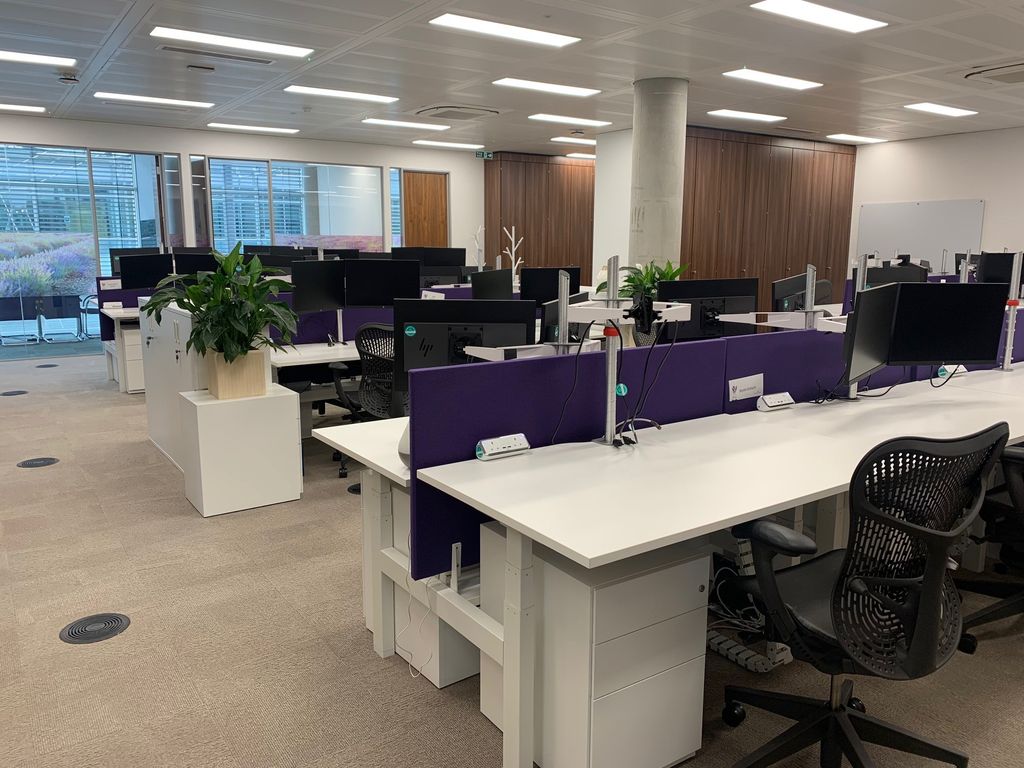 Office to let in Building 11, Chiswick Park, 566 Chiswick High Road, London W4, £158,400 pa