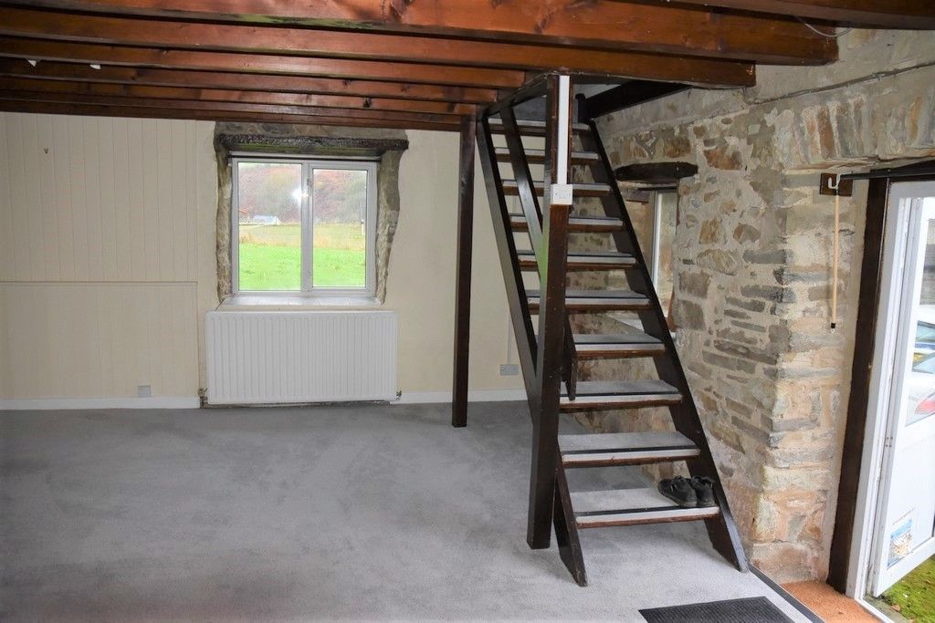 3 bed barn conversion to rent in Shearers Cottage, Castell Howell Leisure Centre, Pontsian SA44, £675 pcm