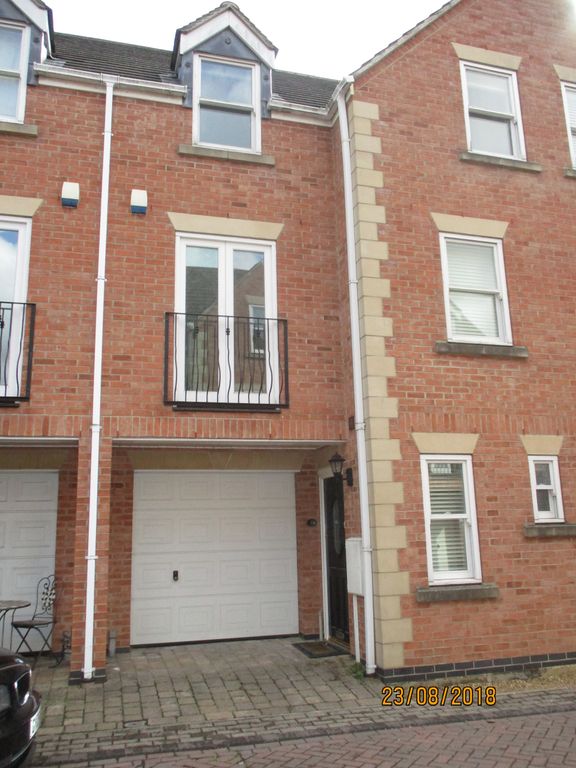 2 bed town house to rent in Furley Court, Oakham LE15, £795 pcm