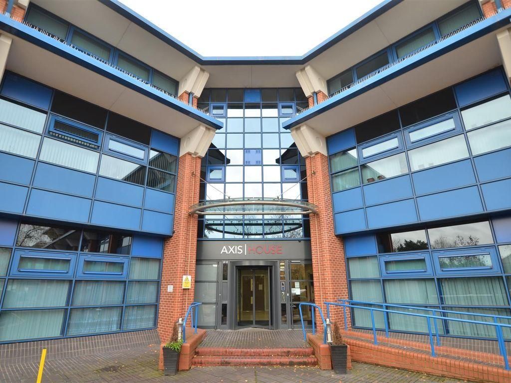 1 bed flat to rent in Bath Road, Harlington, Middlesex UB3, £1,150 pcm