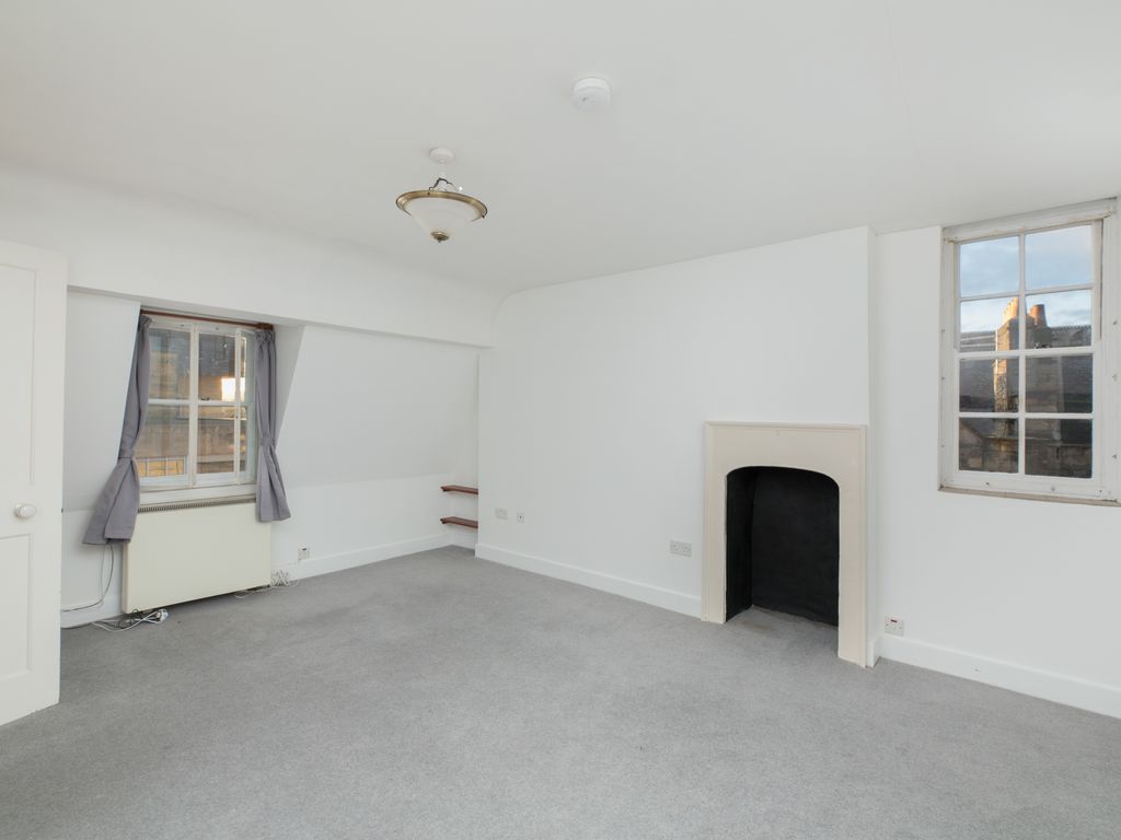 1 bed flat for sale in Monmouth Street, Bath BA1, £200,000