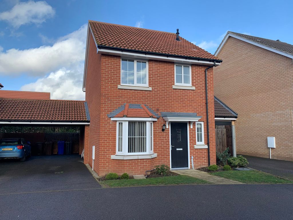 3 bed detached house to rent in Fennel Drive, Red Lodge, Bury St. Edmunds IP28, £1,330 pcm