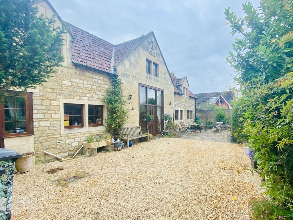 3 bed barn conversion to rent in Leigh Road, Holt, Nr. Bradford On Avon BA14, £2,250 pcm