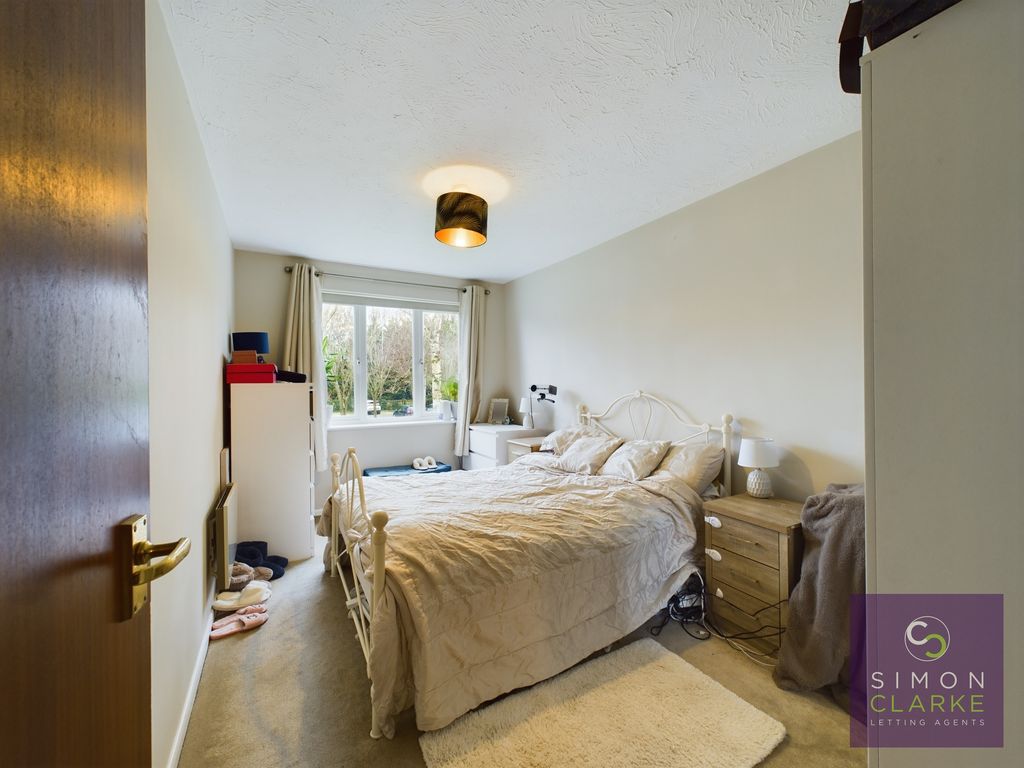 1 bed flat to rent in Botany Close, Barnet EN4, £1,250 pcm