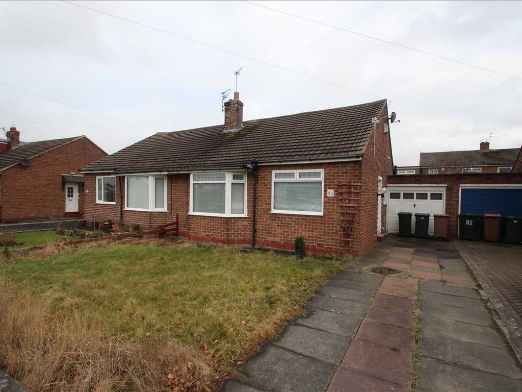 2 bed bungalow to rent in Canterbury Way, Wideopen, Newcastle Upon Tyne NE13, £800 pcm