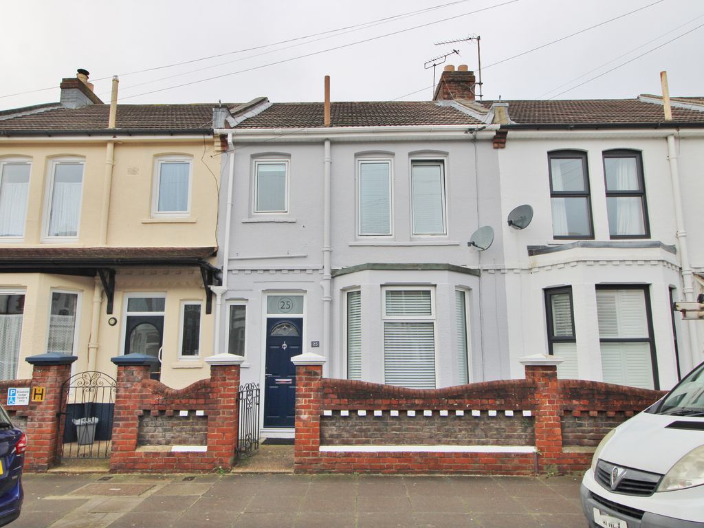 3 bed terraced house for sale in Shelford Road, Southsea PO4, £320,000