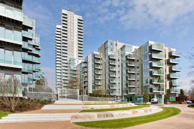 Studio for sale in Parkhouse, Woodberry Down, London N4, £415,000