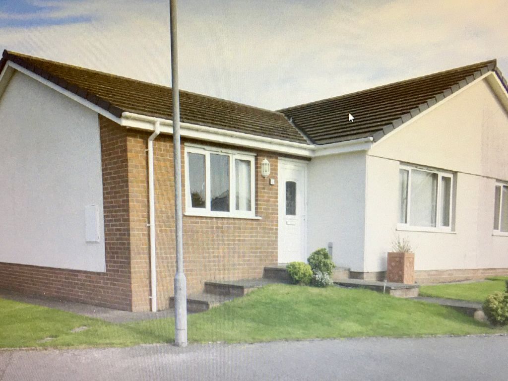 2 bed bungalow to rent in Lon Farchog, Benllech LL74, £850 pcm