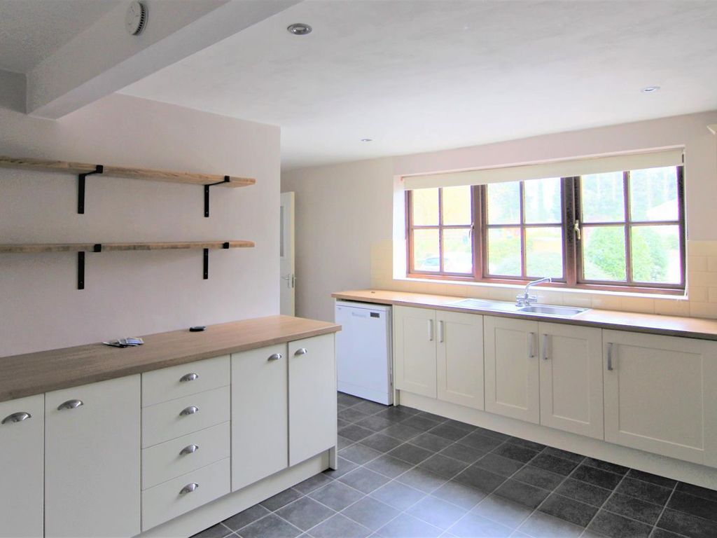3 bed detached house to rent in Chelwood, Bristol BS39, £1,600 pcm