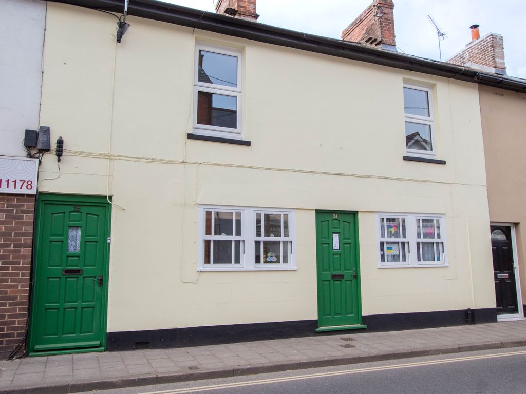 3 bed terraced house to rent in Piccadilly Lane, Mill Street, Ottery St. Mary EX11, £850 pcm