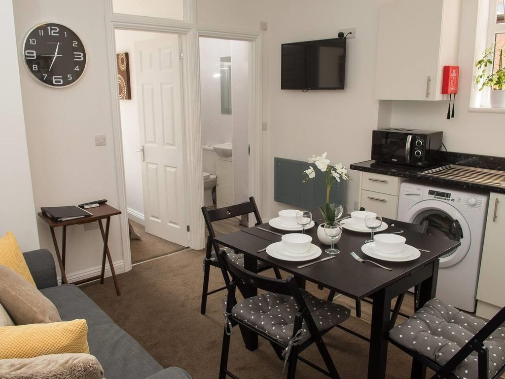 1 bed flat to rent in School Road, Moseley, Birmingham B13, £1,777 pcm