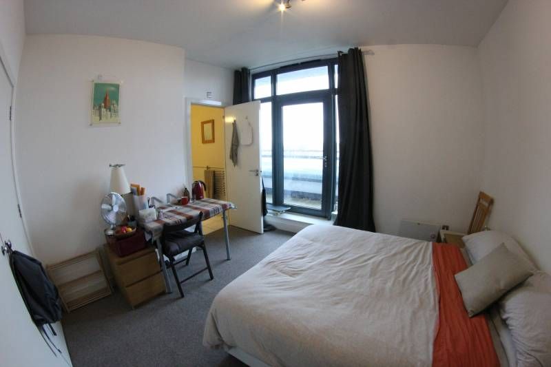 Room to rent in Wapping Lane, London E1W, £1,400 pcm
