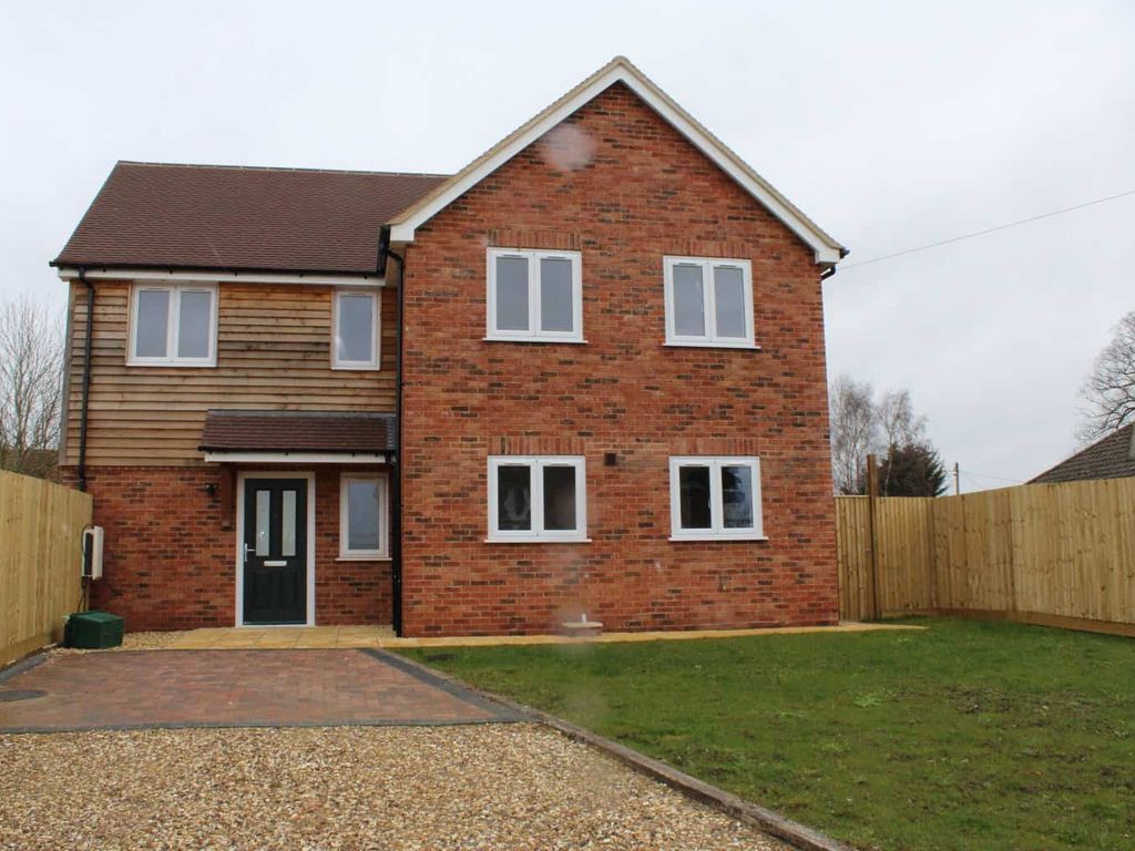 4 bed detached house to rent in Old Bothampstead Road, Beedon, Newbury RG20, £1,850 pcm