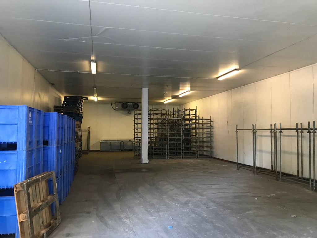 Industrial to let in Station Road, Meldreth SG8, Non quoting