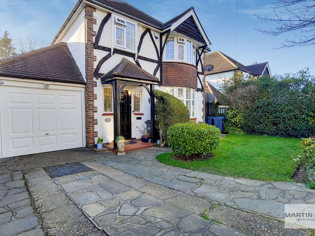 5 bed detached house for sale in Brancaster Lane, Purley CR8, £800,000