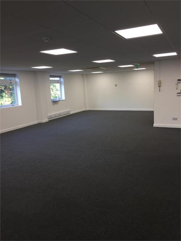 Office to let in Evesham House, Whittington Hall, Worcester WR5, £13,850 pa