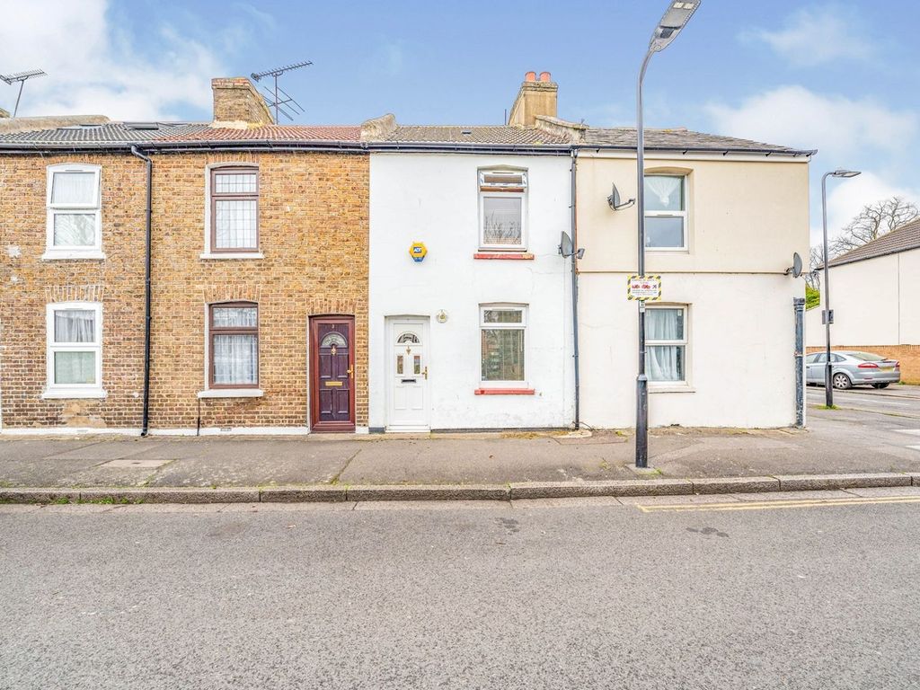 2 bed terraced house for sale in Mount View, Southall UB2, £375,000