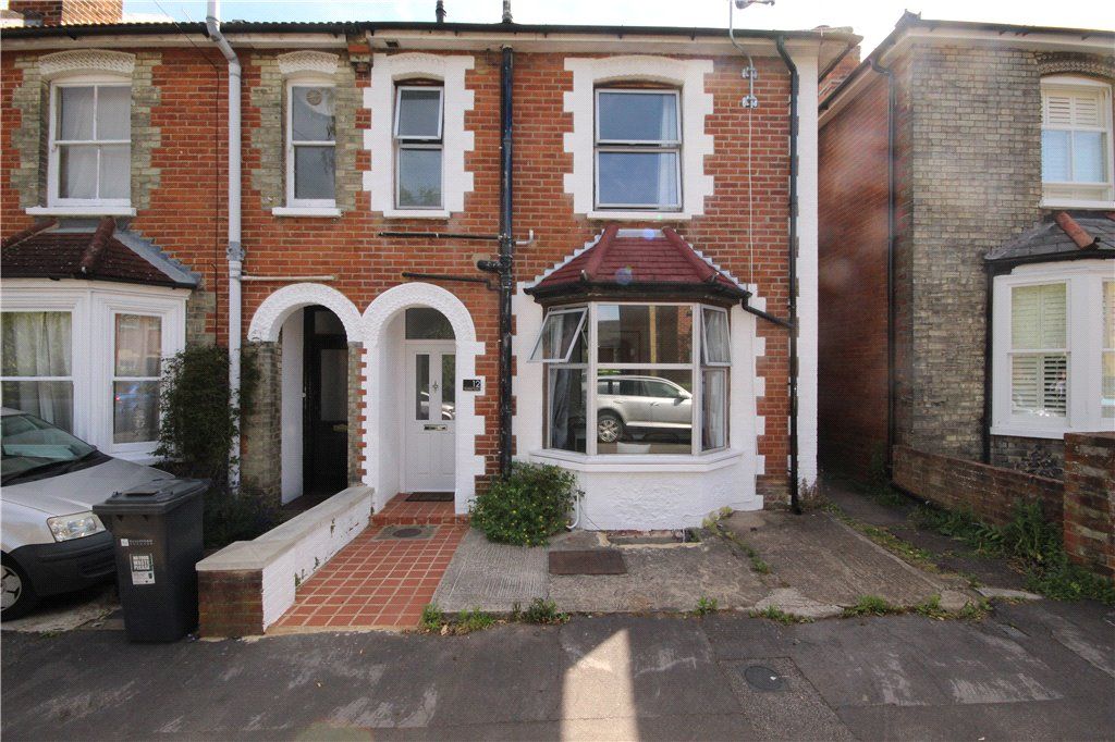 4 bed end terrace house to rent in Sandfield Terrace, Guildford, Surrey GU1, £2,950 pcm