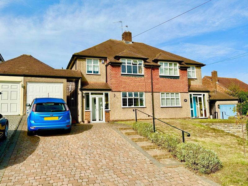 3 bed semi-detached house for sale in Knoll Road, Bexley DA5, £600,000