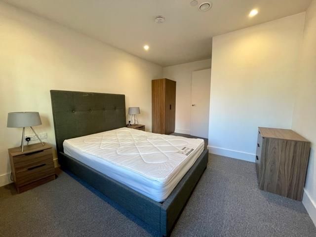 1 bed flat to rent in Cornwall Street, Birmingham B3, £995 pcm