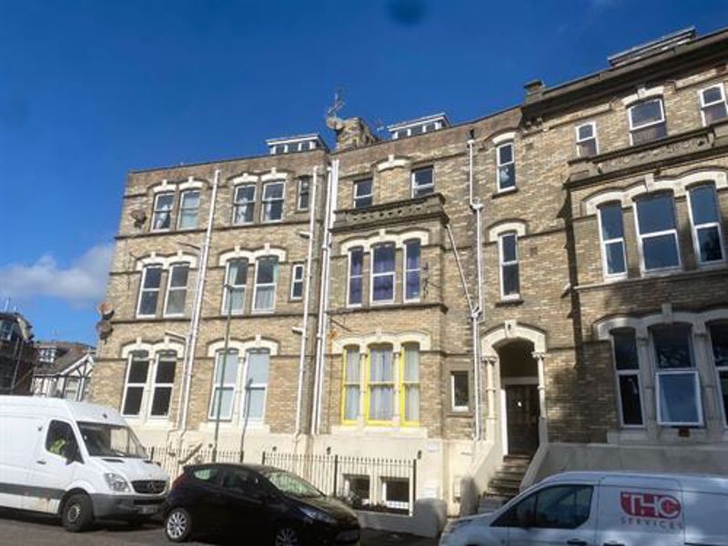 1 bed flat to rent in The Crescent, Boscombe, Bournemouth BH1, £750 pcm