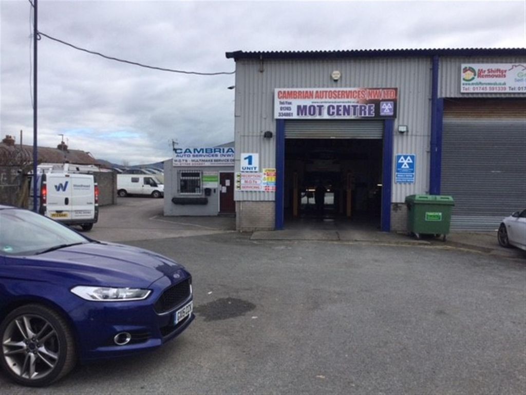 Commercial property for sale in Glan Aber Trading Estate, Vale Road, Rhyl LL18, £95,000