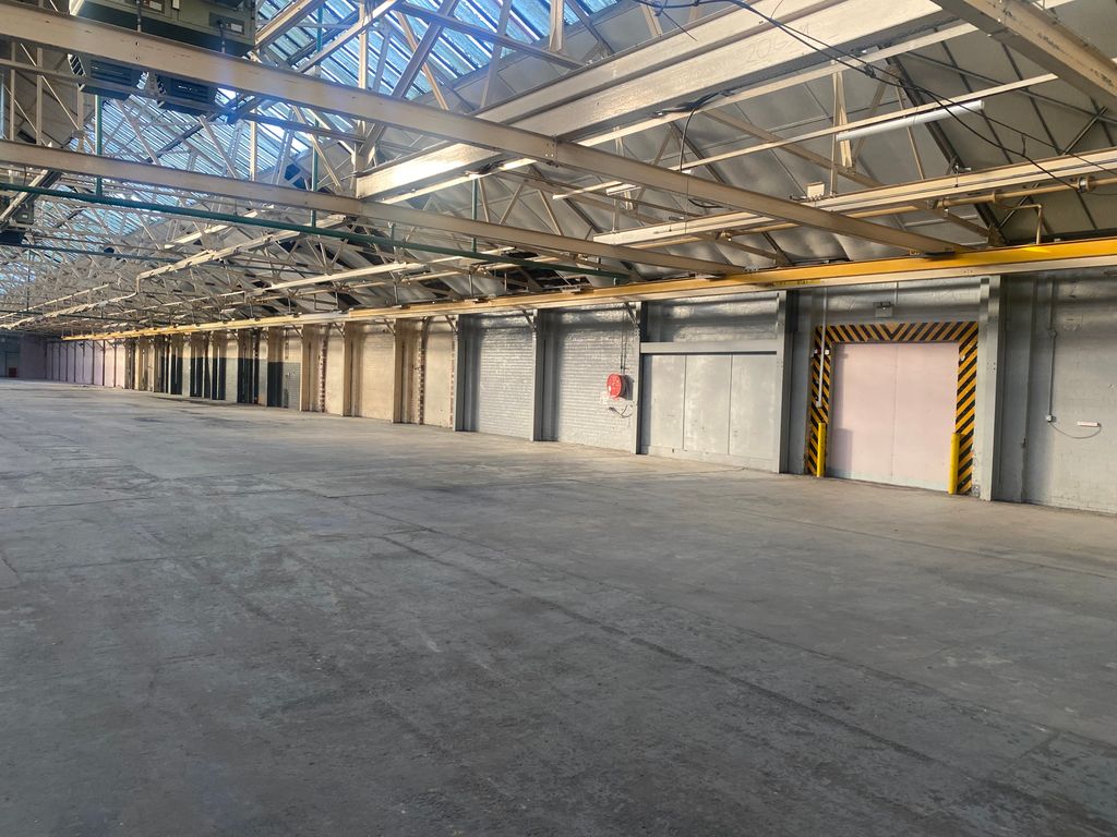 Warehouse to let in Cartmel Road, Blackburn BB2, £123,880 pa