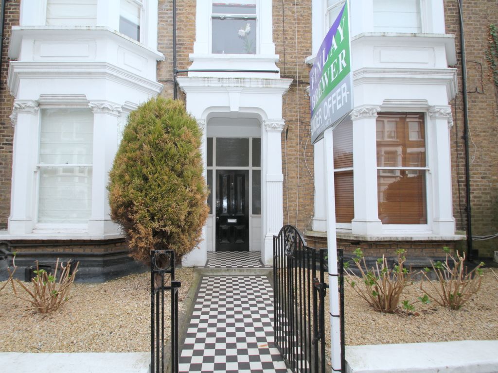 Studio to rent in Lena Gardens, London W6, £1,250 pcm