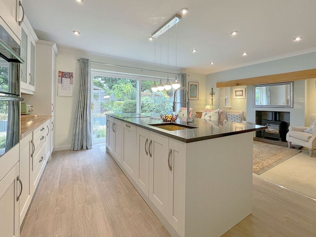 4 bed detached house for sale in Morningside On Tudor Hill, Sutton Coldfield B73, £700,000